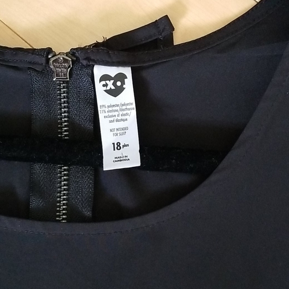 Adorable! Girls plus size romper - Picture 5 of 7